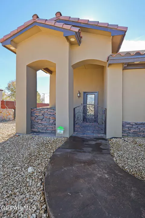 Other - 1012 Maximo Dr, El Paso, TX 79932 photo 1 of 6