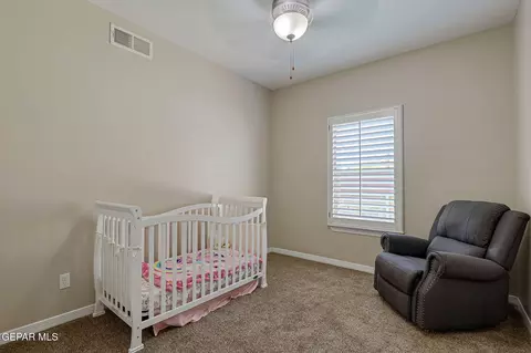Bedroom - 1012 Maximo Dr, El Paso, TX 79932 photo 5 of 6