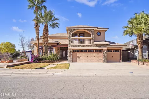 2001 Thunder Ridge Dr, El Paso, TX 79938