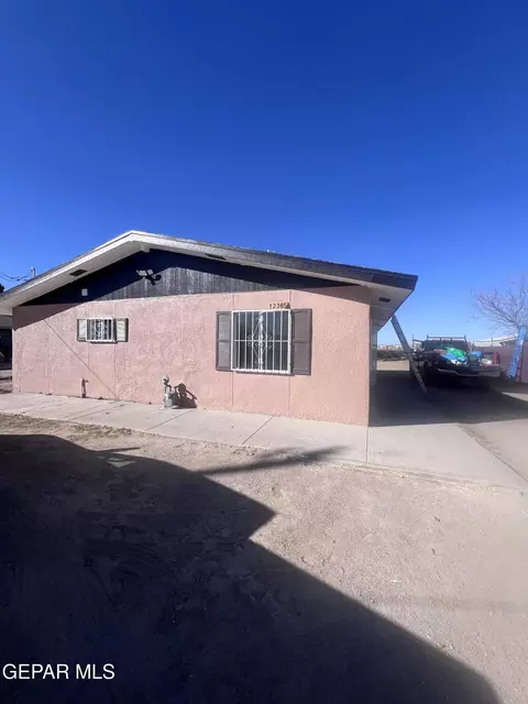 12365 Stubbs Dr, San Elizario, TX 79849