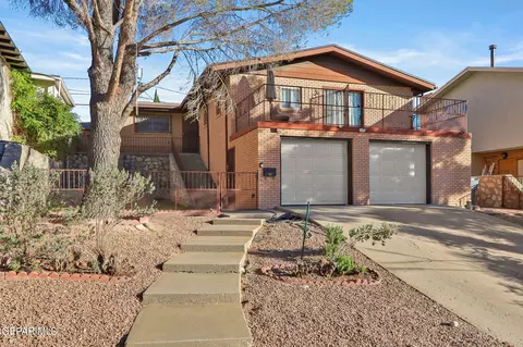 1204 La Cruz Dr, El Paso, TX 79902