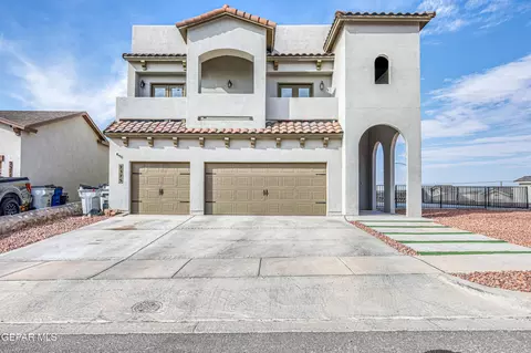 2375 Enchanted Peaks Ln, El Paso, TX 79911