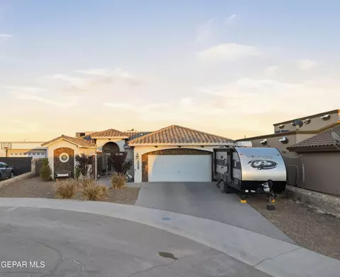 3024 Oak Point Pl, El Paso, TX 79938