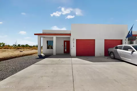 811 Ts Daniel Cadena Dr #B, El Paso, TX 79927