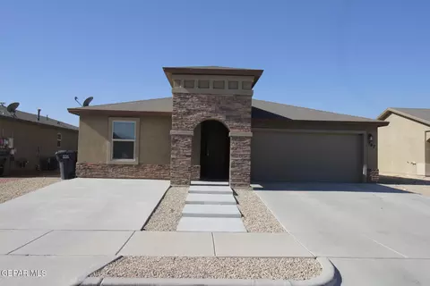 797 Nuevo Desierto Dr, El Paso, TX 79928