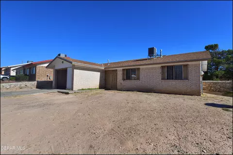 1612 James Chisum Dr, El Paso, TX 79936