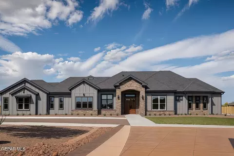 120 Johnny Telles Dr, Clint, TX 79836