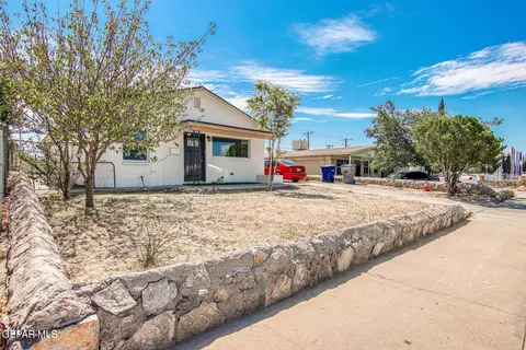 628 N Yarbrough Dr, El Paso, TX 79915