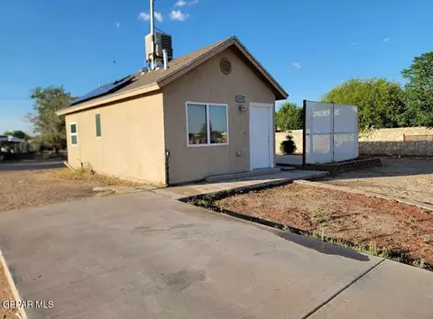 10929 Donna Marie Dr, Socorro, TX 79927