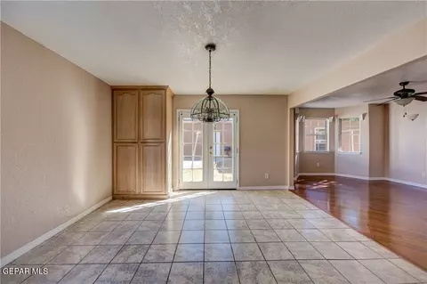 13048 Sparks Dr, El Paso, TX 79928