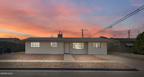 9323 Hollings St, El Paso, TX 79924