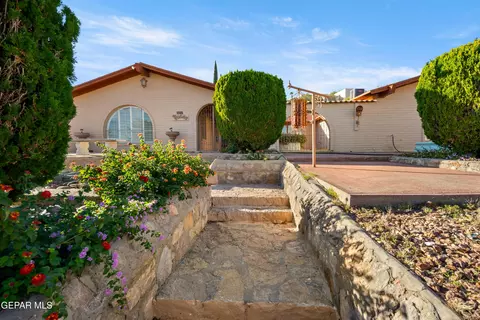 1505 Lost Padre Mine Dr, El Paso, TX 79902