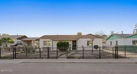 8332 Courtland Dr, El Paso, TX 79907