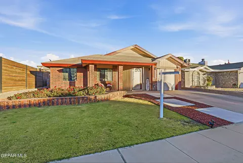 1548 Kolliker Dr, El Paso, TX 79936