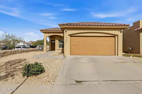 13455 Hazlewood St, Horizon City, TX 79928