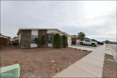 636 Valle De Bravo Pl, Horizon City, TX 79928
