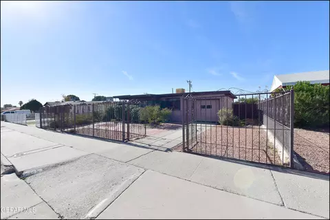 705 Huckleberry St, El Paso, TX 79903