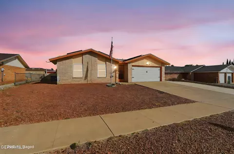 10720 Sugarland Dr, El Paso, TX 79924