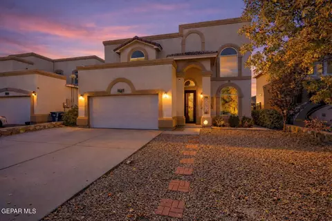 1957 Shreya St, El Paso, TX 79938