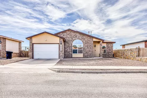14320 Escalera Dr, Horizon City, TX 79928
