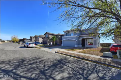 4940 Cattle Ln, El Paso, TX 79934