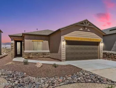 5760 Adamsville Ave, El Paso, TX 79934