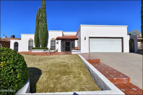 11455 Ed Merrins Dr, El Paso, TX 79936