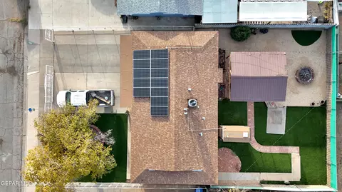 5511 Raymond Telles Dr, El Paso, TX 79924