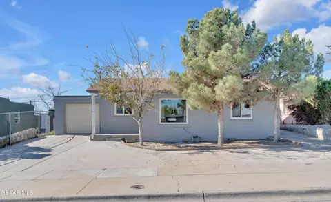 829 Huckleberry St, El Paso, TX 79903
