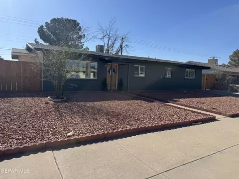 8104 Parkland Dr, El Paso, TX 79925