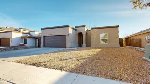 2112 Shreya St, El Paso, TX 79938