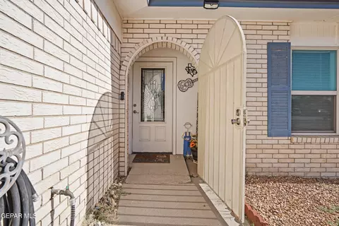 Entry Way - 10456 Lambda Dr, El Paso, TX 79924 photo 1 of 3