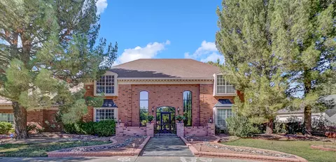 5315 Montoya Dr, El Paso, TX 79932