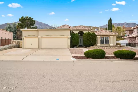 10863 Loma De Alma Drive Dr, El Paso, TX 79934