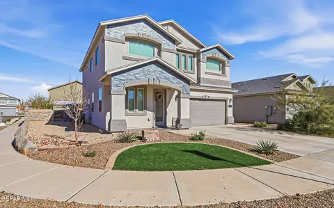 525 Issa Cir, El Paso, TX 79932