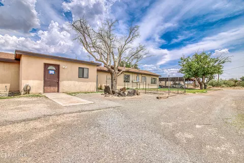 Exterior - 6540 Mcnutt Rd, Anthony, NM 88021 photo 3 of 12