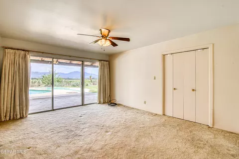 Bedroom - 6540 Mcnutt Rd, Anthony, NM 88021 photo 2 of 6
