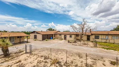 Exterior - 6540 Mcnutt Rd, Anthony, NM 88021 photo 5 of 12