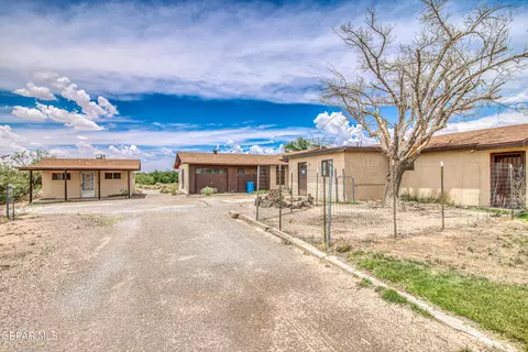Exterior - 6540 Mcnutt Rd, Anthony, NM 88021 photo 2 of 12
