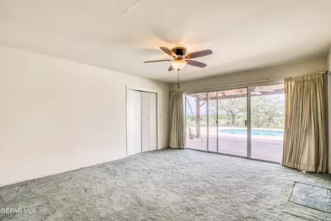 Bedroom - 6540 Mcnutt Rd, Anthony, NM 88021 photo 4 of 6