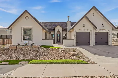 980 Pecos River Dr, El Paso, TX 79932