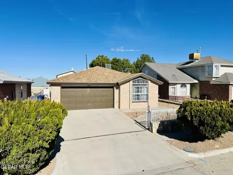 12053 Spire Terrace Dr, El Paso, TX 79936