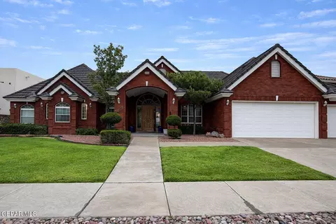 5433 Cactus Hill Dr, El Paso, TX 79912