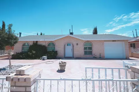 10713 Eagle Pass Ln, El Paso, TX 79924