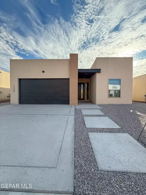 3880 Reliance St, El Paso, TX 79938