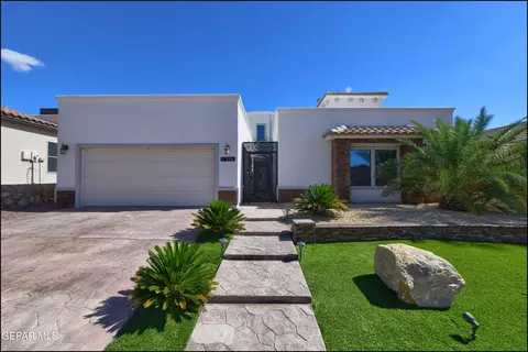 7396 Black Mesa Dr, El Paso, TX 79911