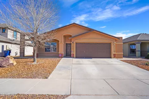 2808 Pasillo Rock Pl, El Paso, TX 79938