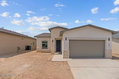 12760 Polo Norte Dr, El Paso, TX 79934