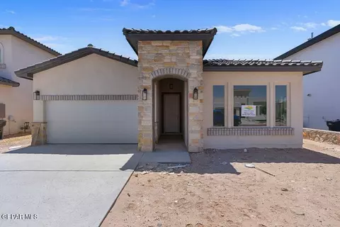 7432 Norte Valley Ln, El Paso, TX 79934