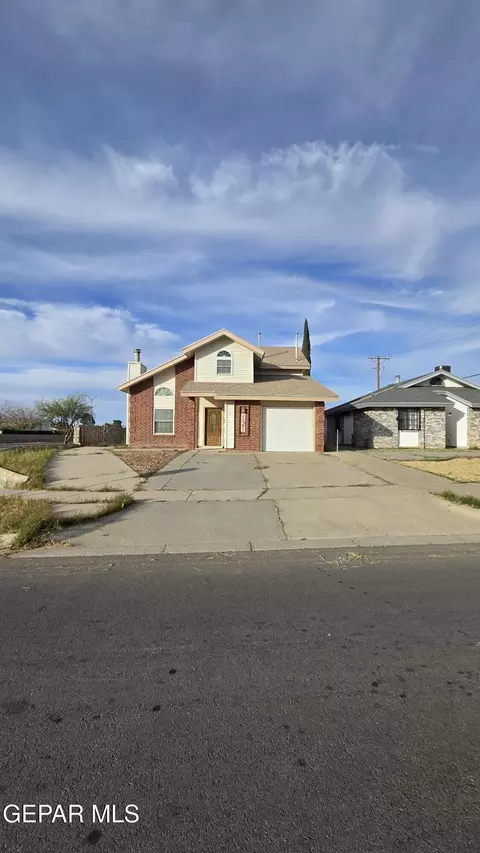 11301 Tenaha Ave, El Paso, TX 79936